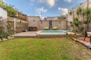 Venta Casa 3 Ambientes Con Jardín Y Pileta Munro