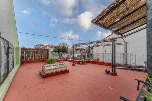 Venta Casa 3 Ambientes Con Jardín Y Pileta Munro