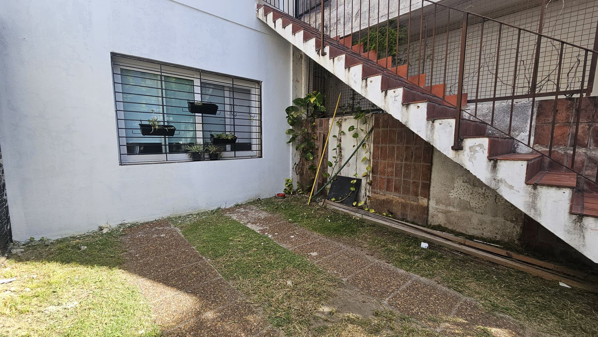 Venta Ph 4 Amb Cochera Olivos 1Re Piso Apto Cred.