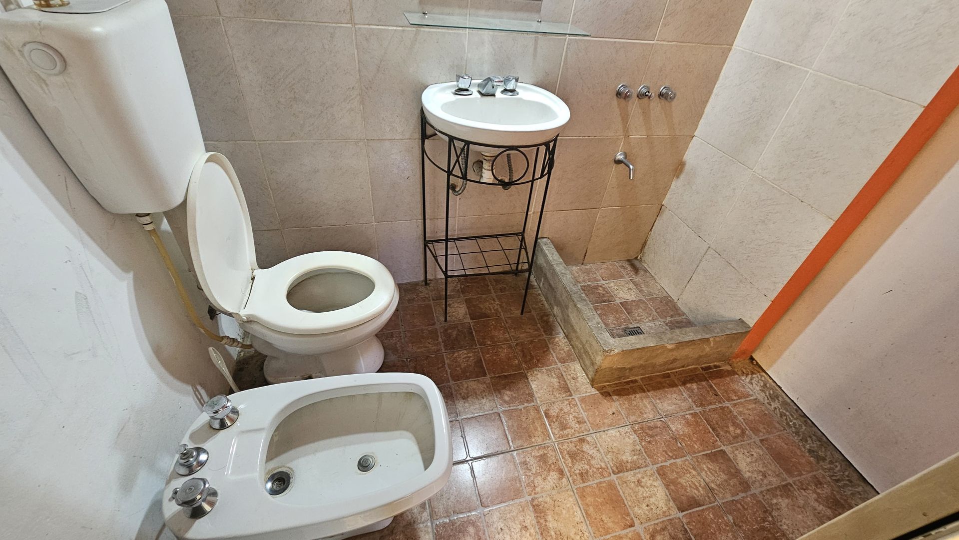 Venta Casa 4 Amb + Depto 3 Amb + Local Boulogne