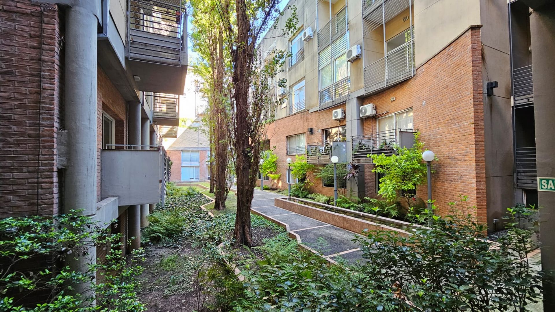 Venta Depto 3 Amb C/ Balcon Apto Crédito Florida