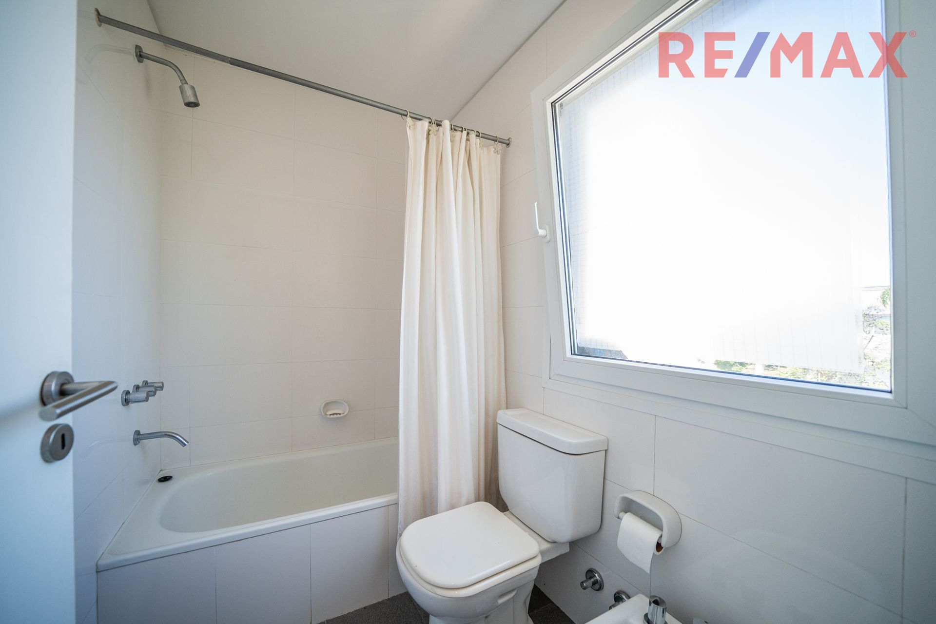 Venta Casa al Agua 6 Ambientes Los Sauces Nordelta