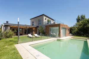Venta Casa C/Amarra Al Rio Lujan Barrio San Marco