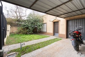 House for Sale: 6 Rooms, Garage, Private Lot