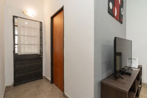 House for Sale: 6 Rooms, Garage, Private Lot