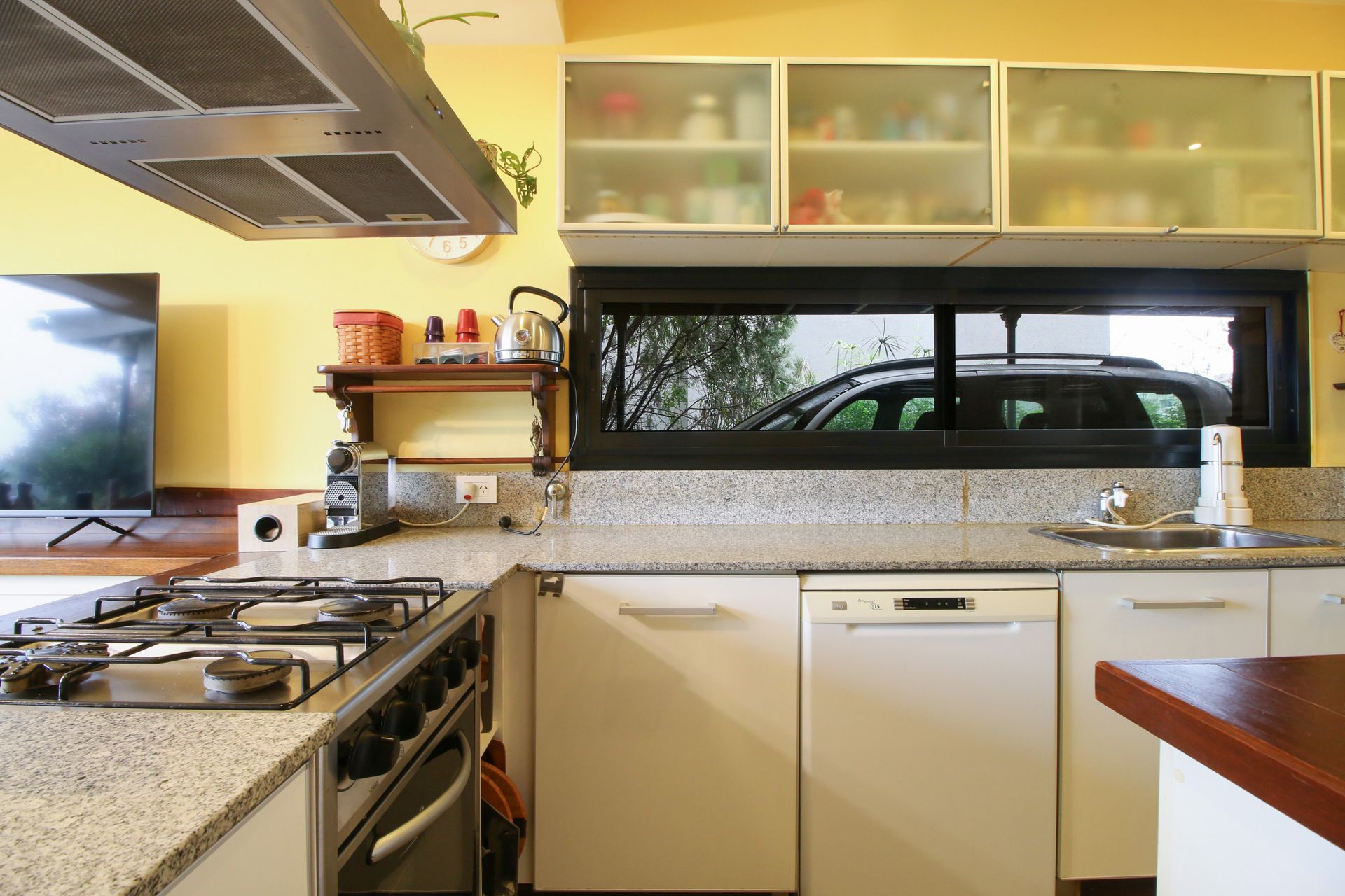 Casa 6 ambientes en VENTA Villanueva a la laguna