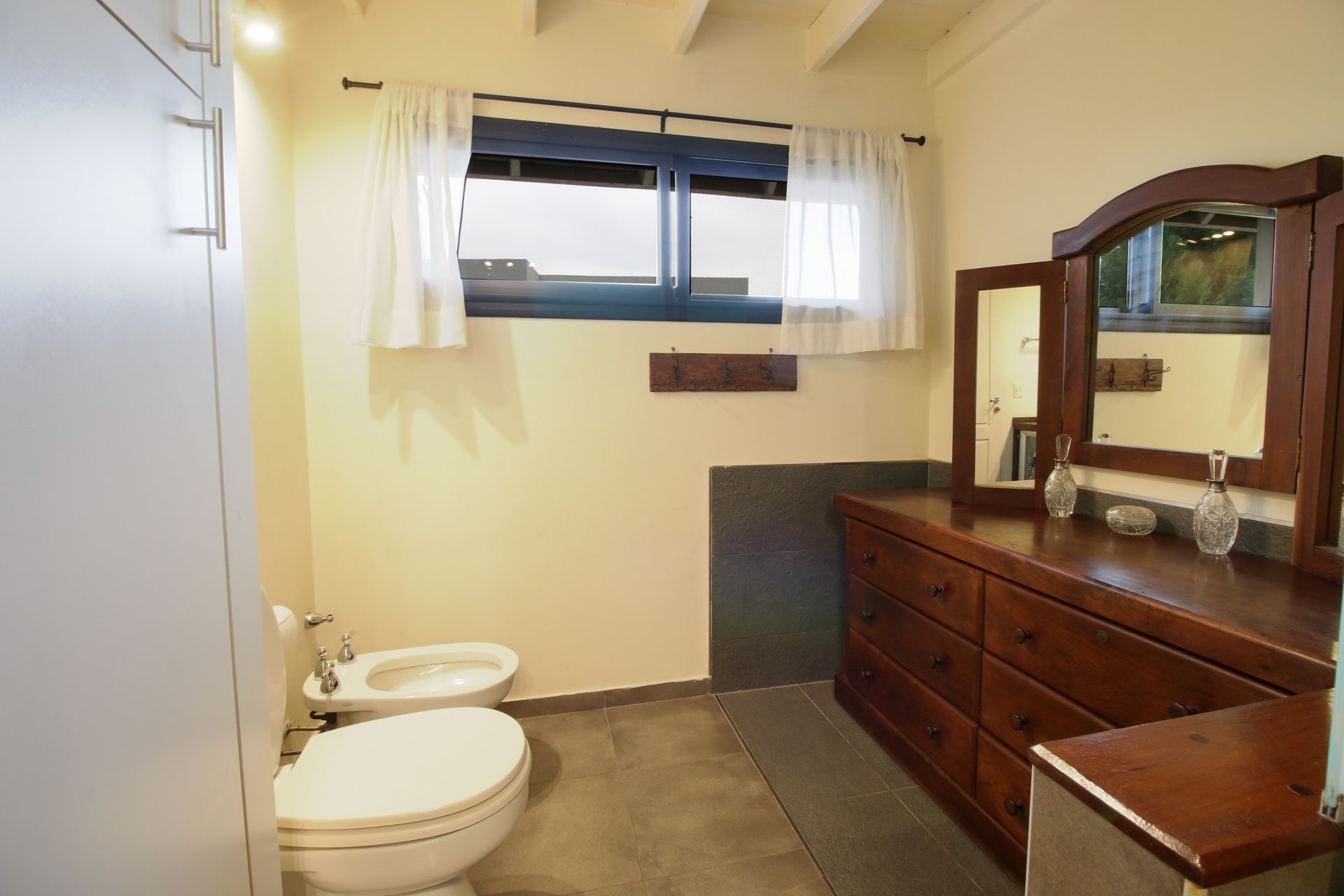 Casa 6 ambientes en VENTA Villanueva a la laguna