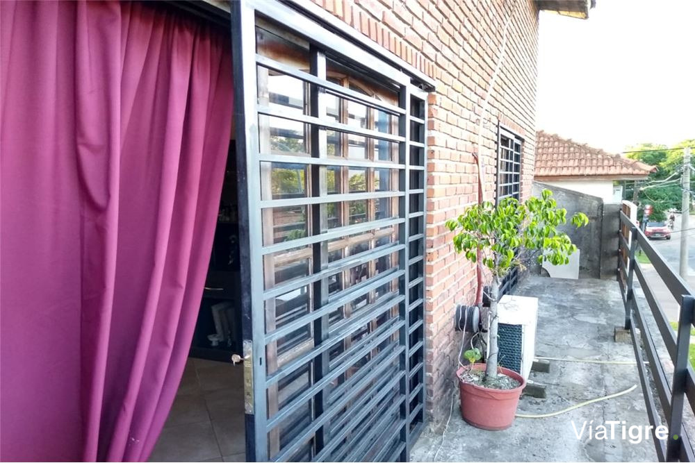 Venta Casa Lote Ppio Con Local O Deposto V.adelina