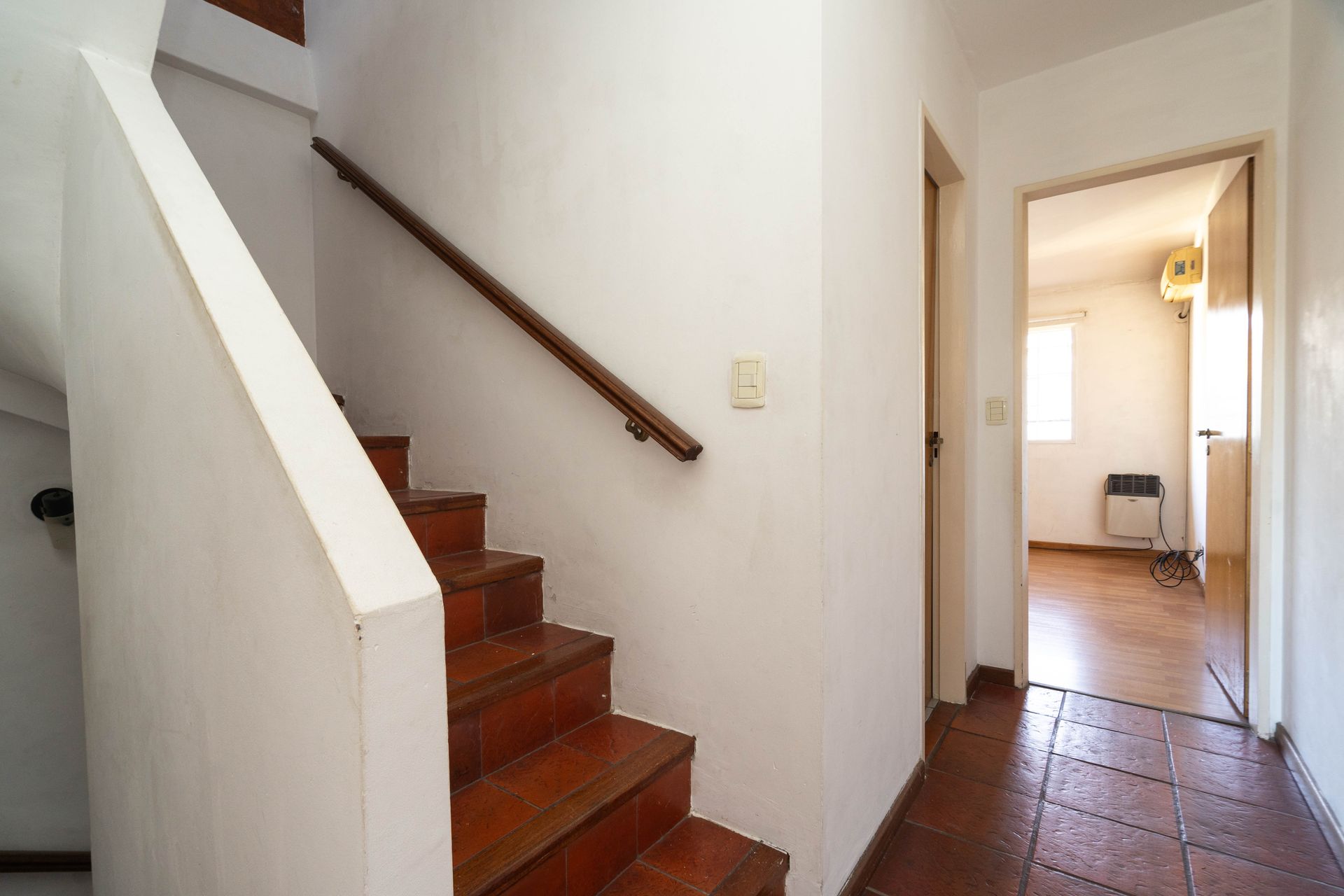 VENTA P.H. DUPLEX OLIVOS 4 AMB PATIO y COCHERA