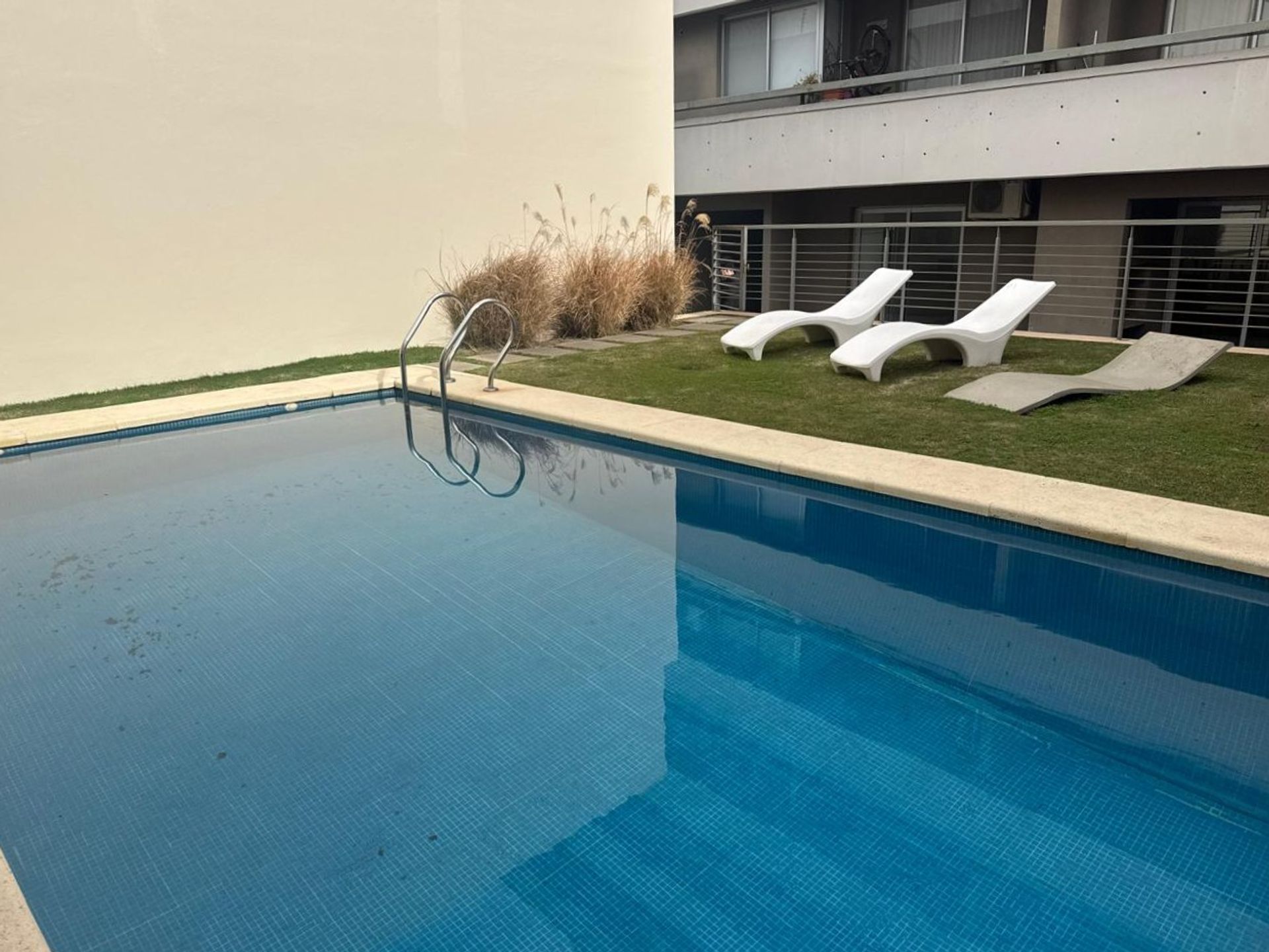 Venta Depto 2 Amb Con Pileta San Fernando