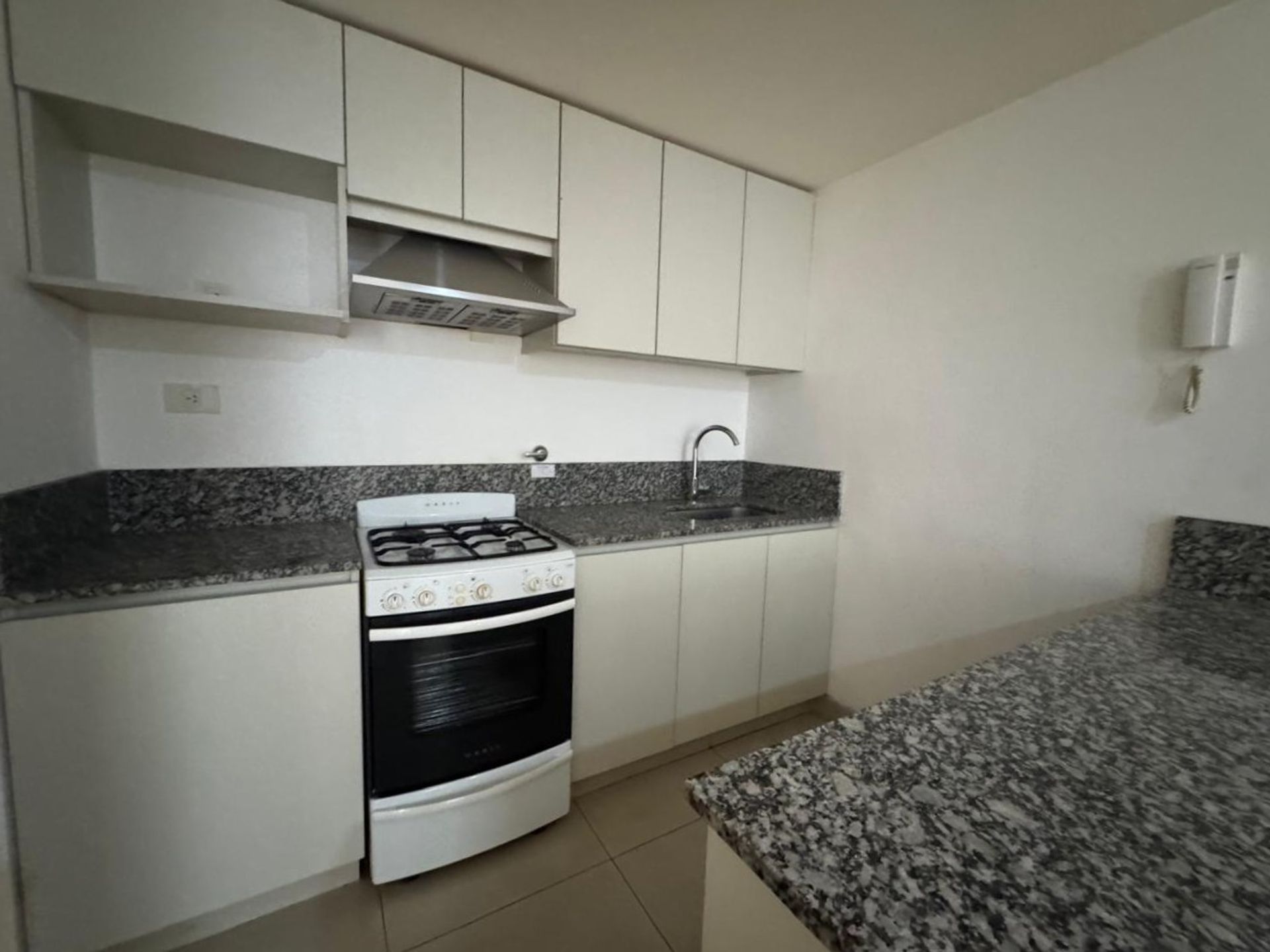 Venta Departamento 2 Amb Balcon San Fernando