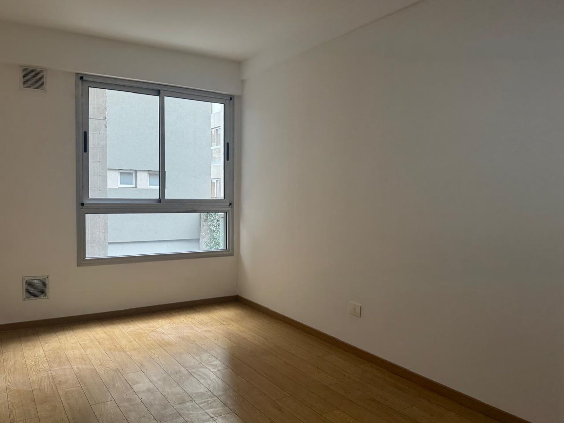 Venta Departamento 2 Amb Balcon San Fernando