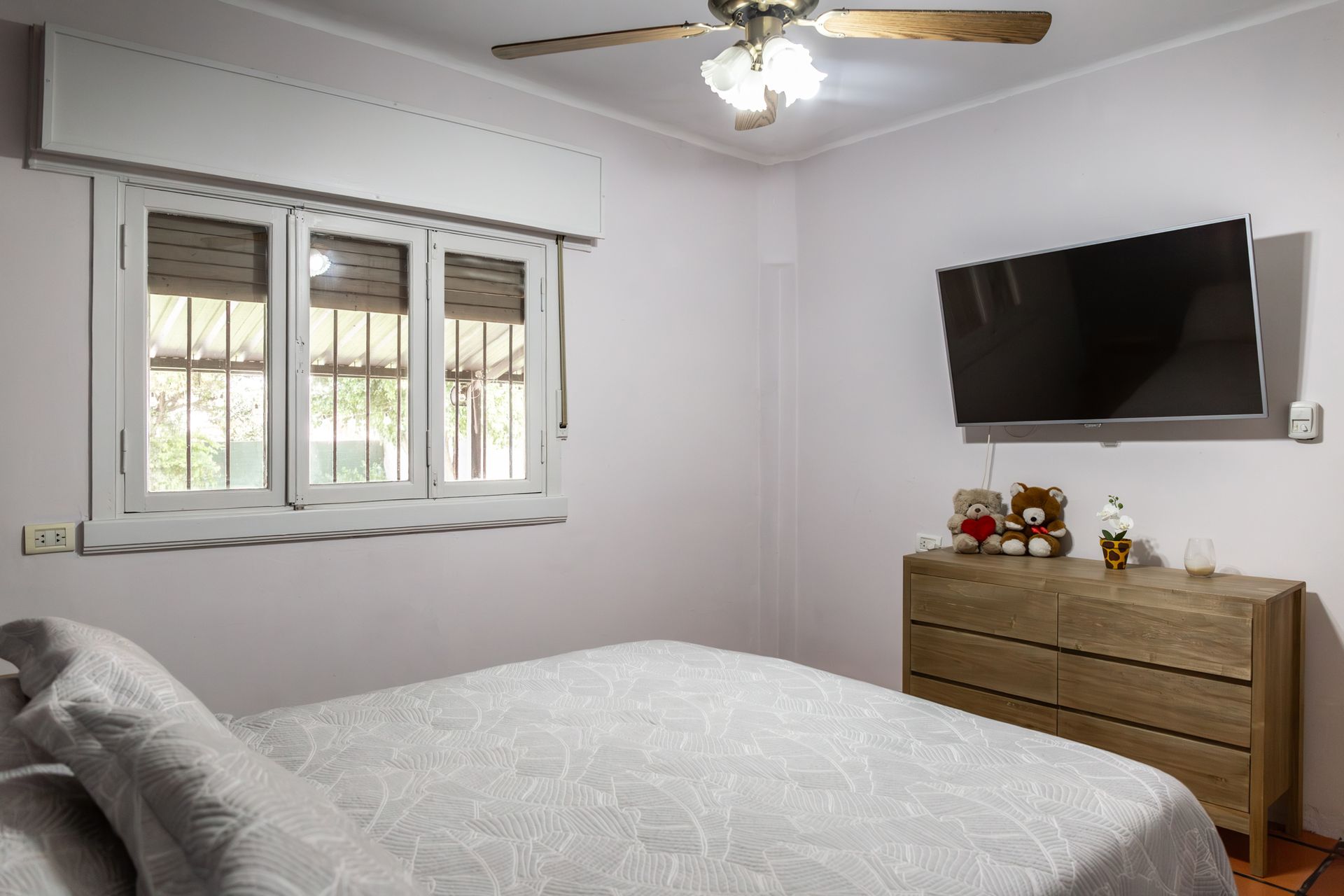 VENTA CASA 6 amb jardín San Isidro- Multifamiliar