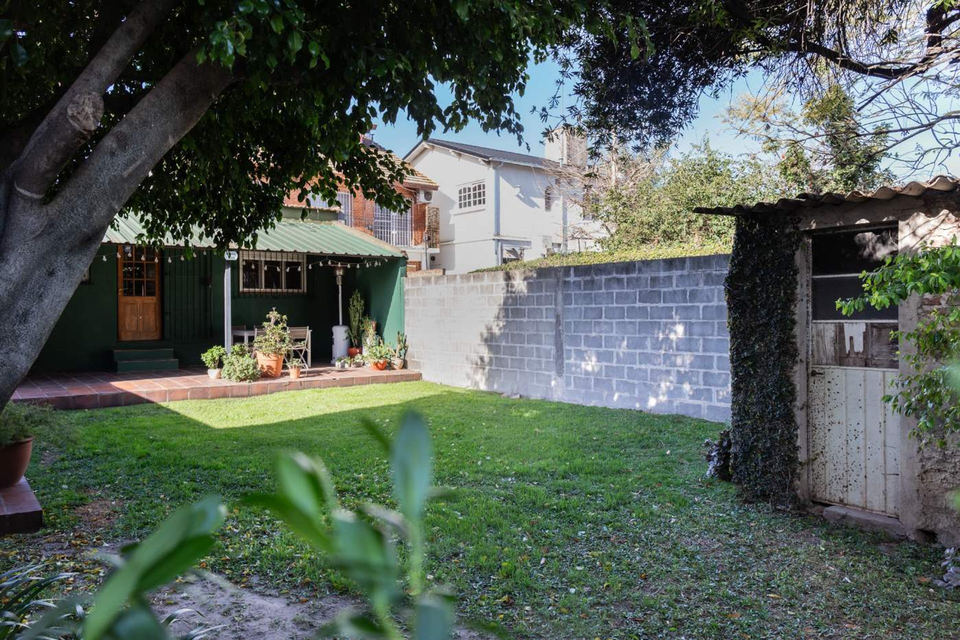 VENTA CASA 6 amb jardín San Isidro- Multifamiliar