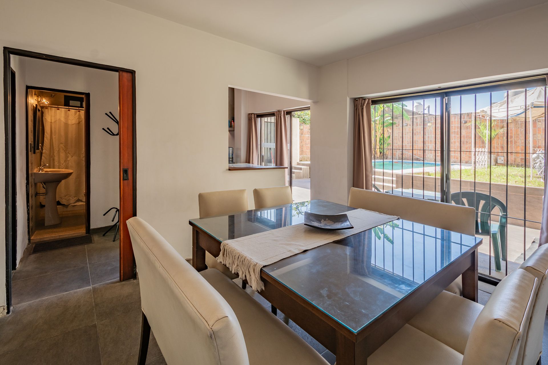 Venta Casa 4Amb Jardin Pileta Y Cochera En Florida