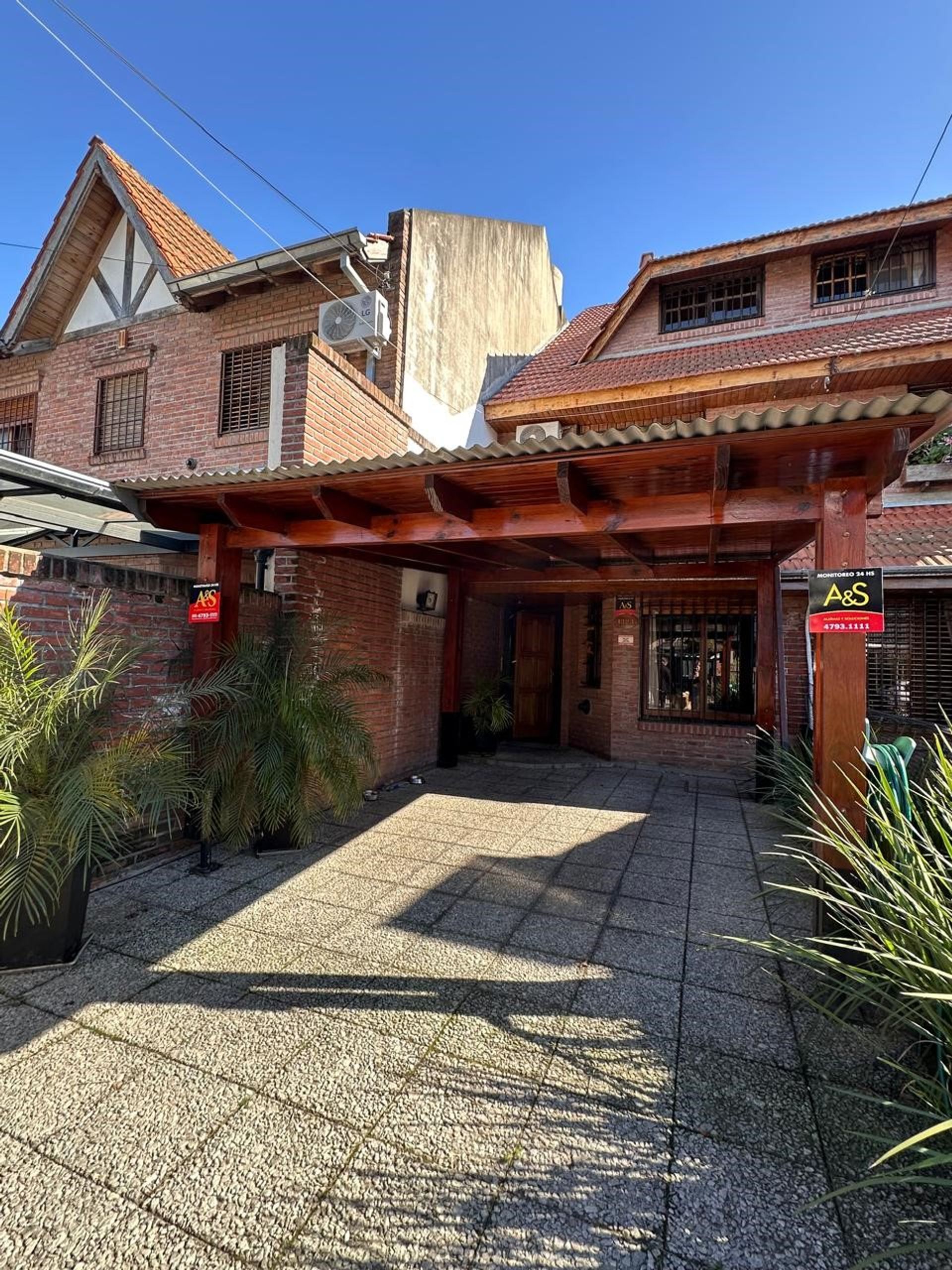 Venta Duplex con jardin Martínez - 4 amb + family