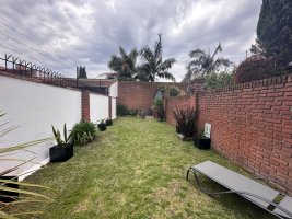 Duplex for Sale with Martínez Garden – 4 rooms + family