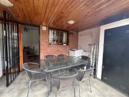 Duplex for Sale with Martínez Garden – 4 rooms + family