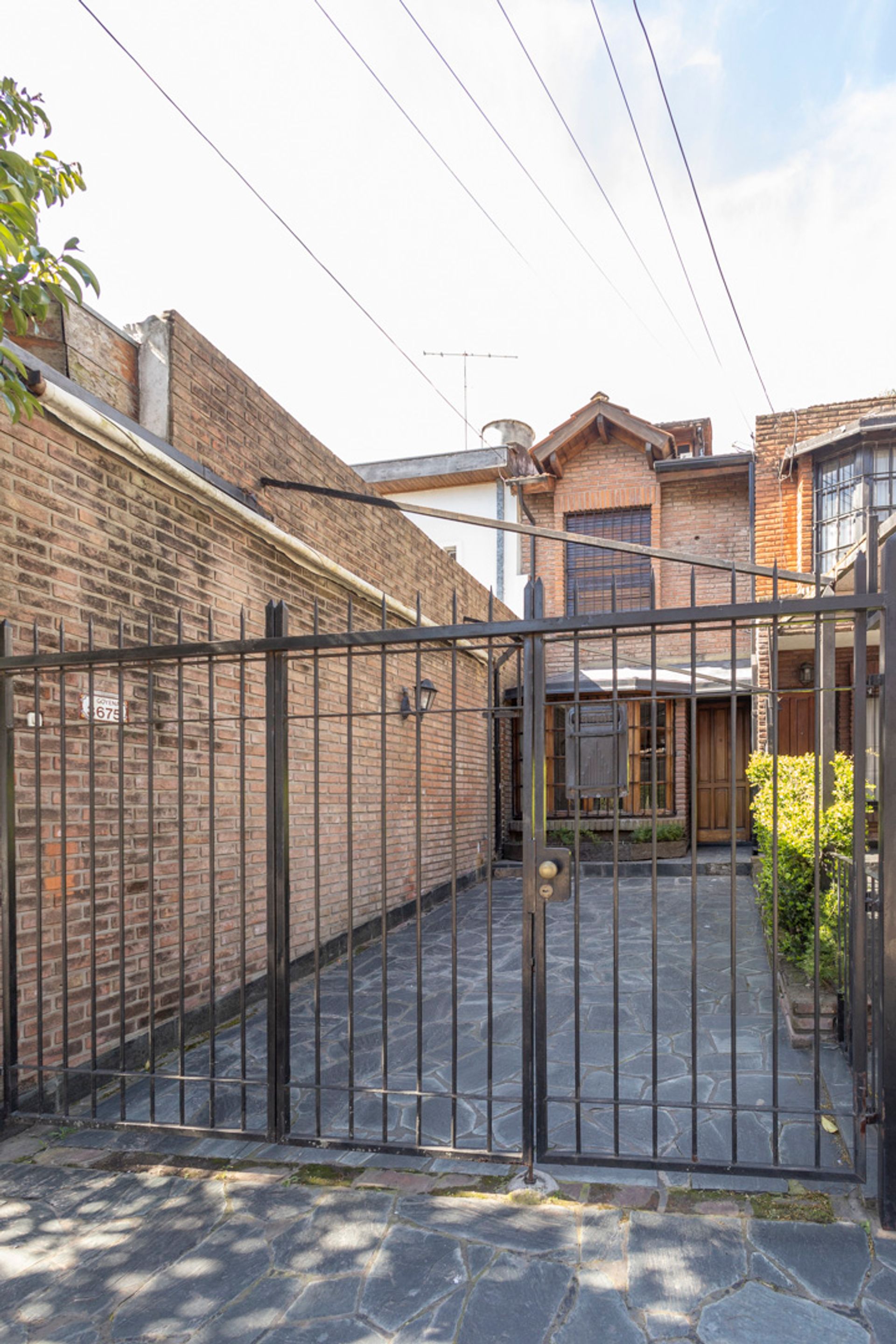 Olivos: Triplex Coch Jardin 4 Amb A Refaccionar