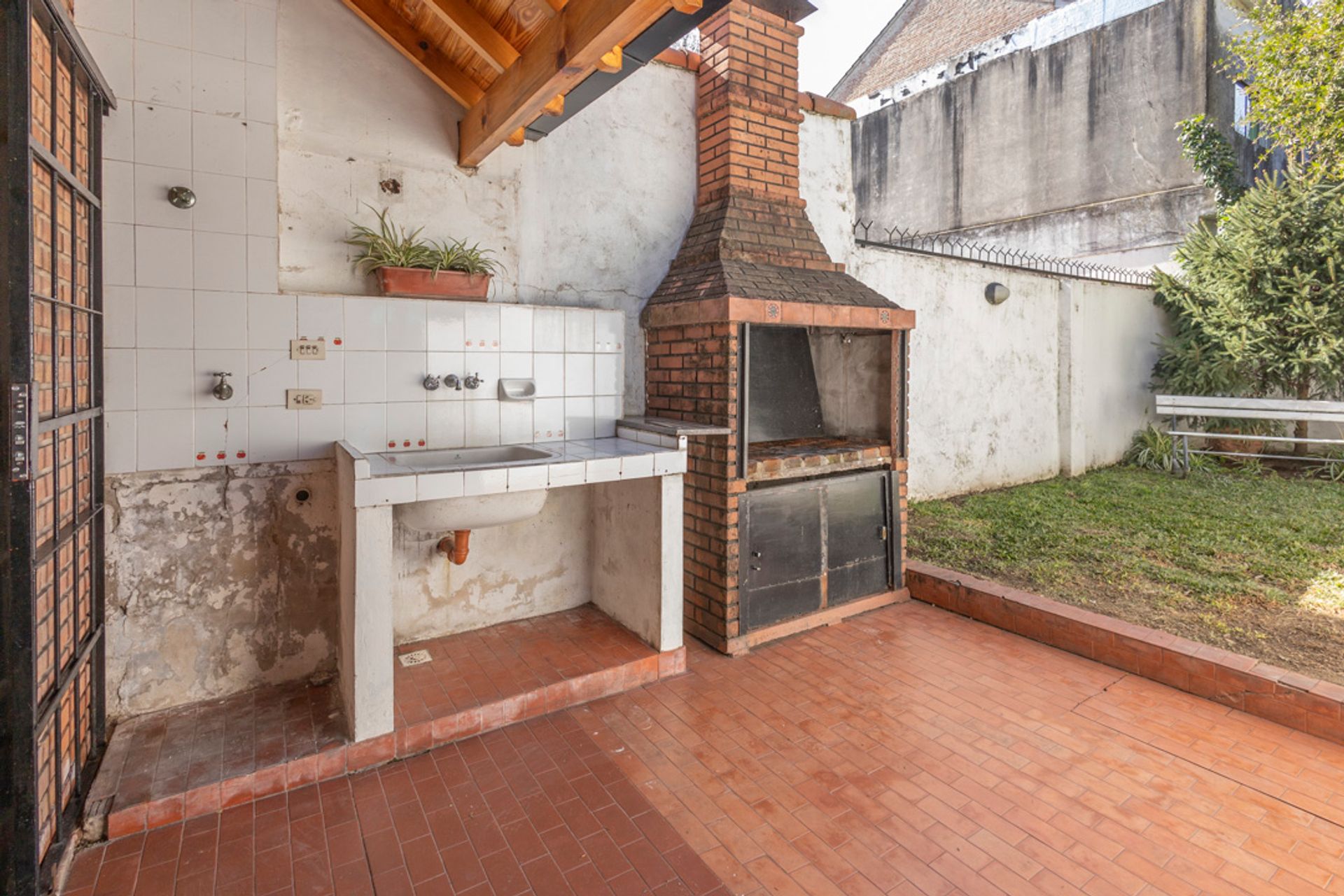 Olivos: Triplex Coch Jardin 4 Amb A Refaccionar
