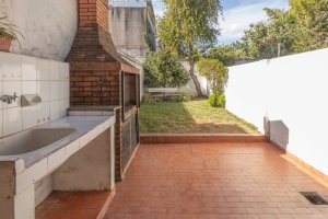 Olivos: Triplex Coch Garden 4 Rooms to Refurbish