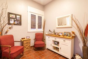 Villa Adelina 5-Room House for Sale