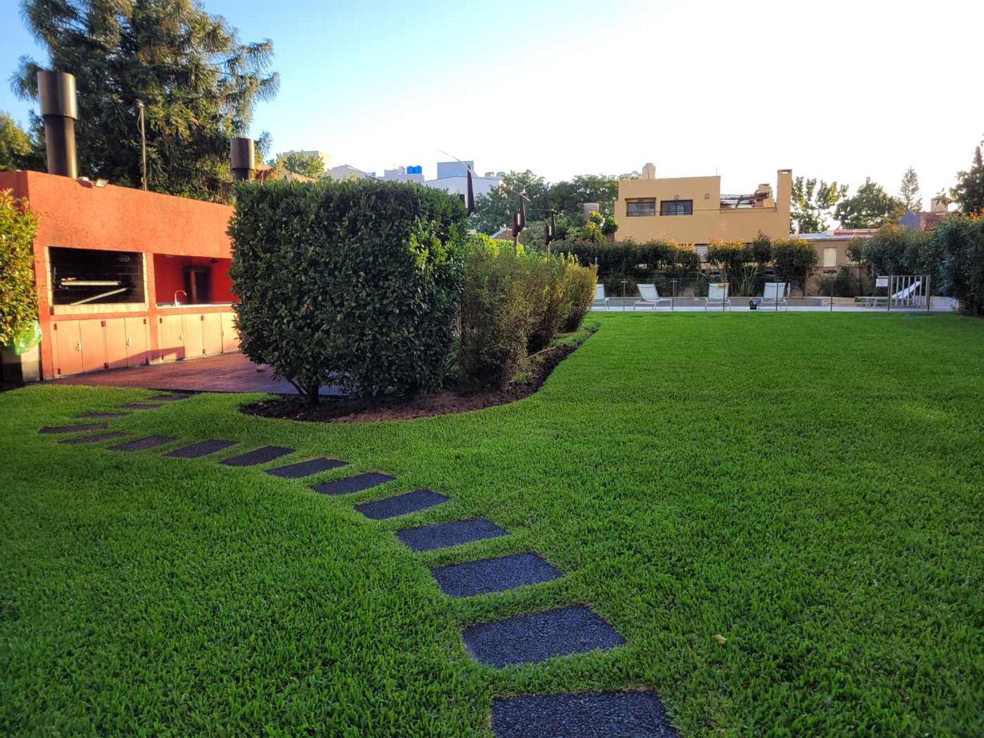 Alquiler 2 amb. c/cochera y amenities en Vte Lopez
