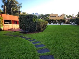 Rent 2 rooms with garage and amenities in Vte Lopez