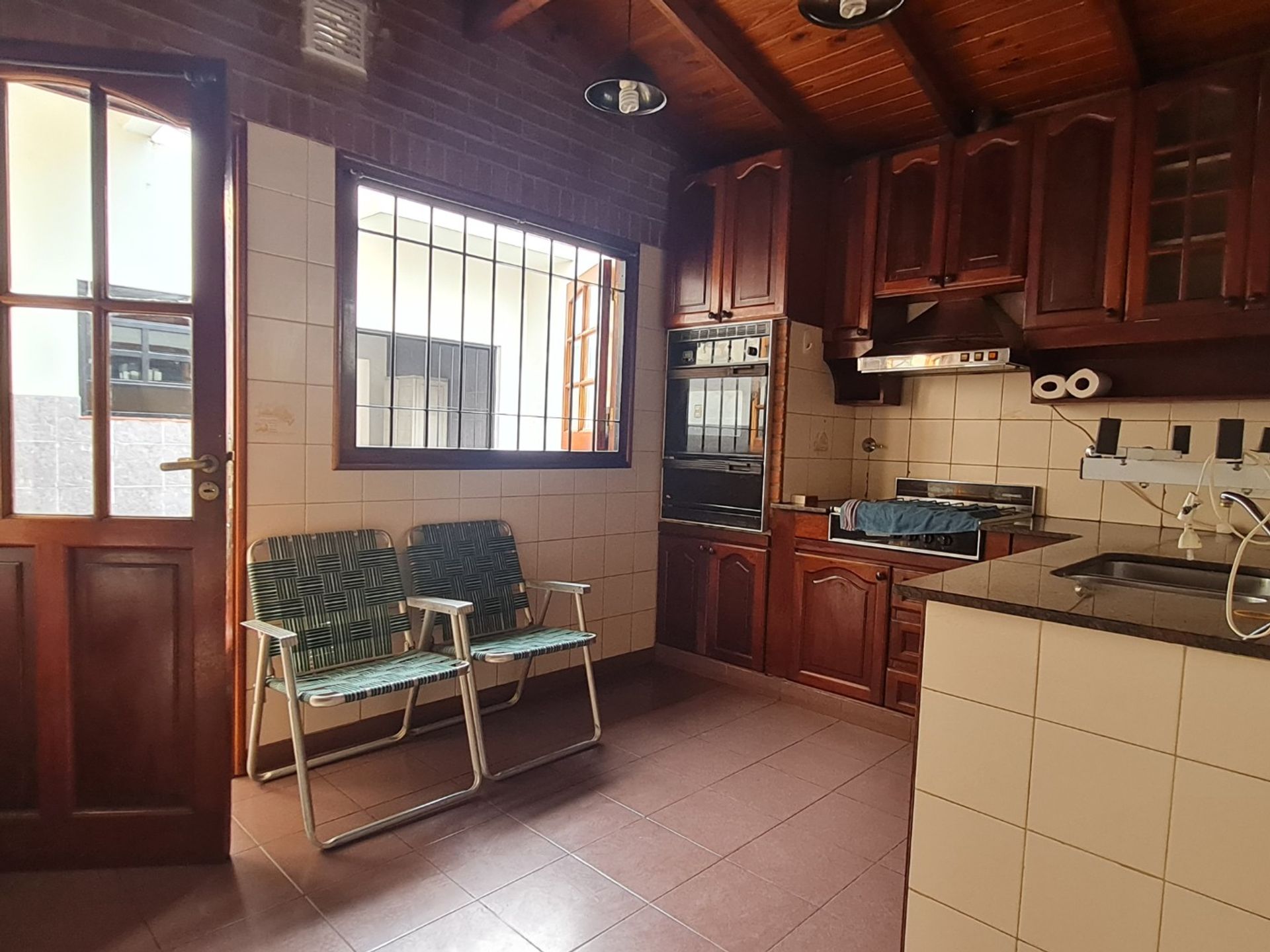 Venta Casa 5Amb Jardin/Quincho/Cochera A/C V.lopez