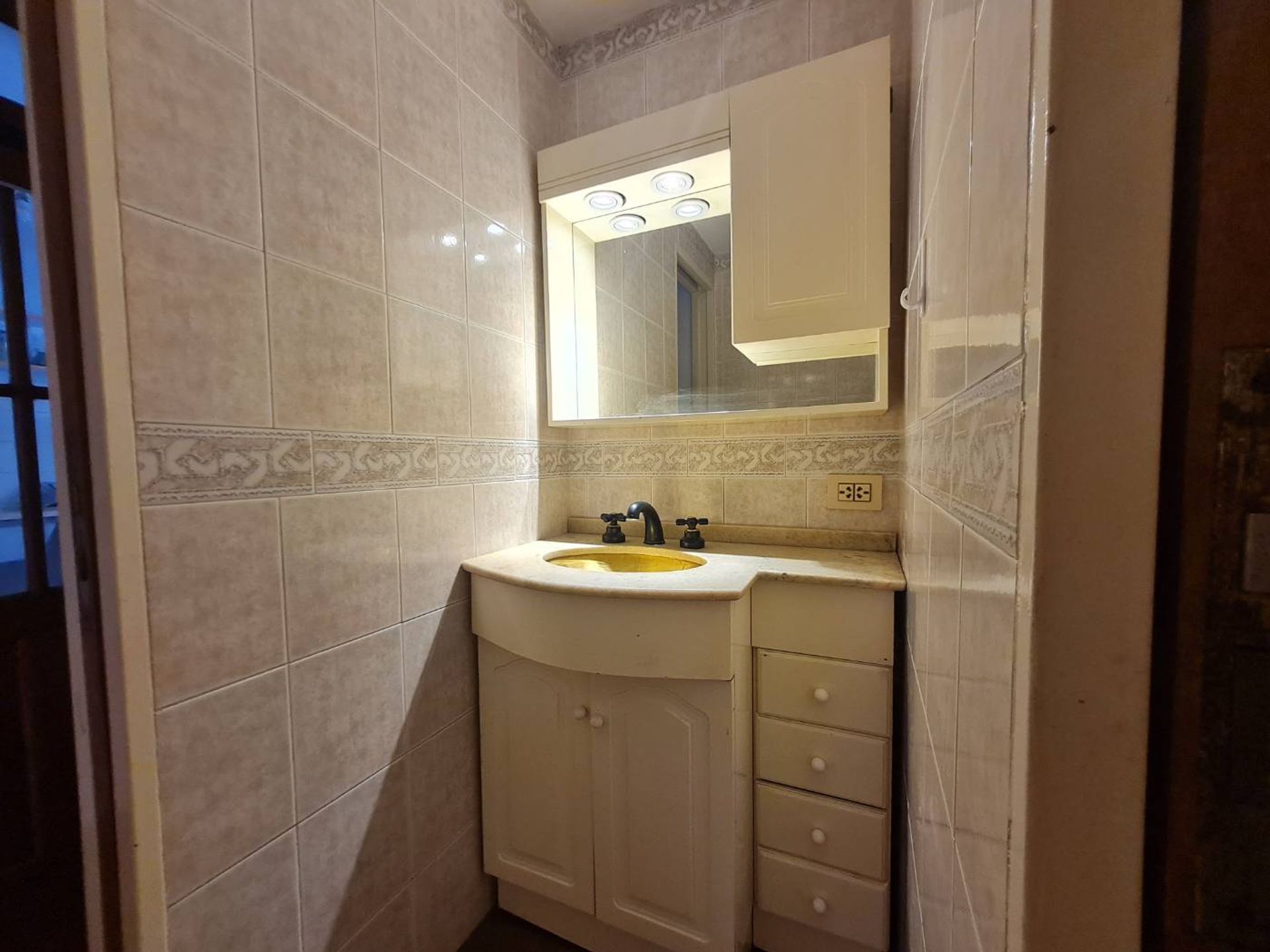 Venta Casa 5Amb Jardin/Quincho/Cochera A/C V.lopez