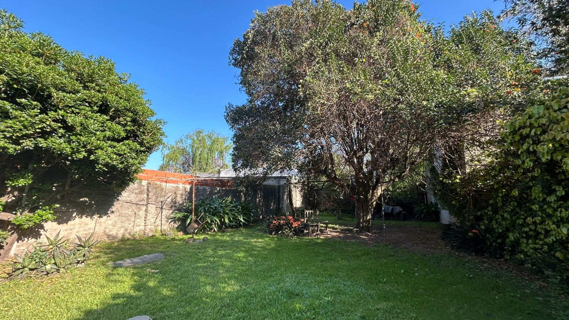 Casa 2 amb en venta en Don Torcuato -
