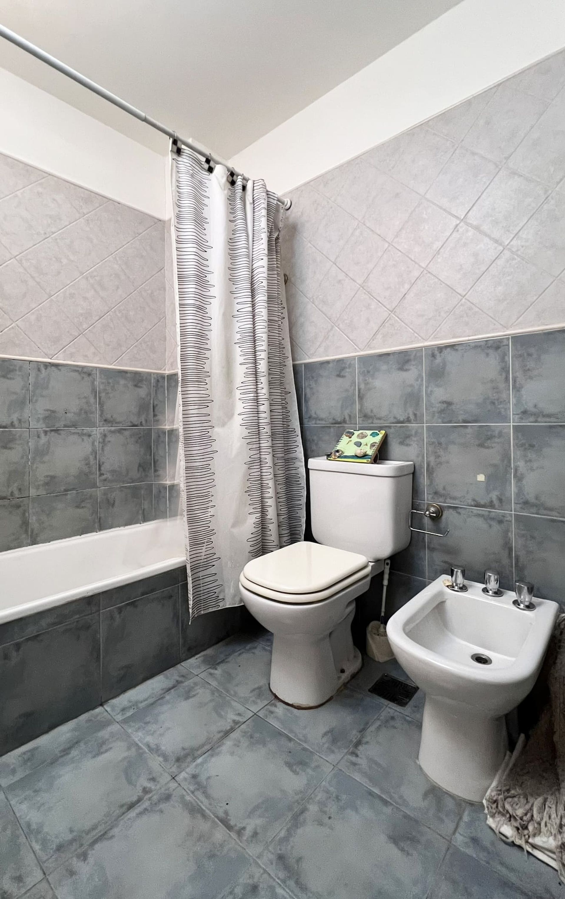 VENTA 2 amb en Dúplex con Cochera y Balcón Florida