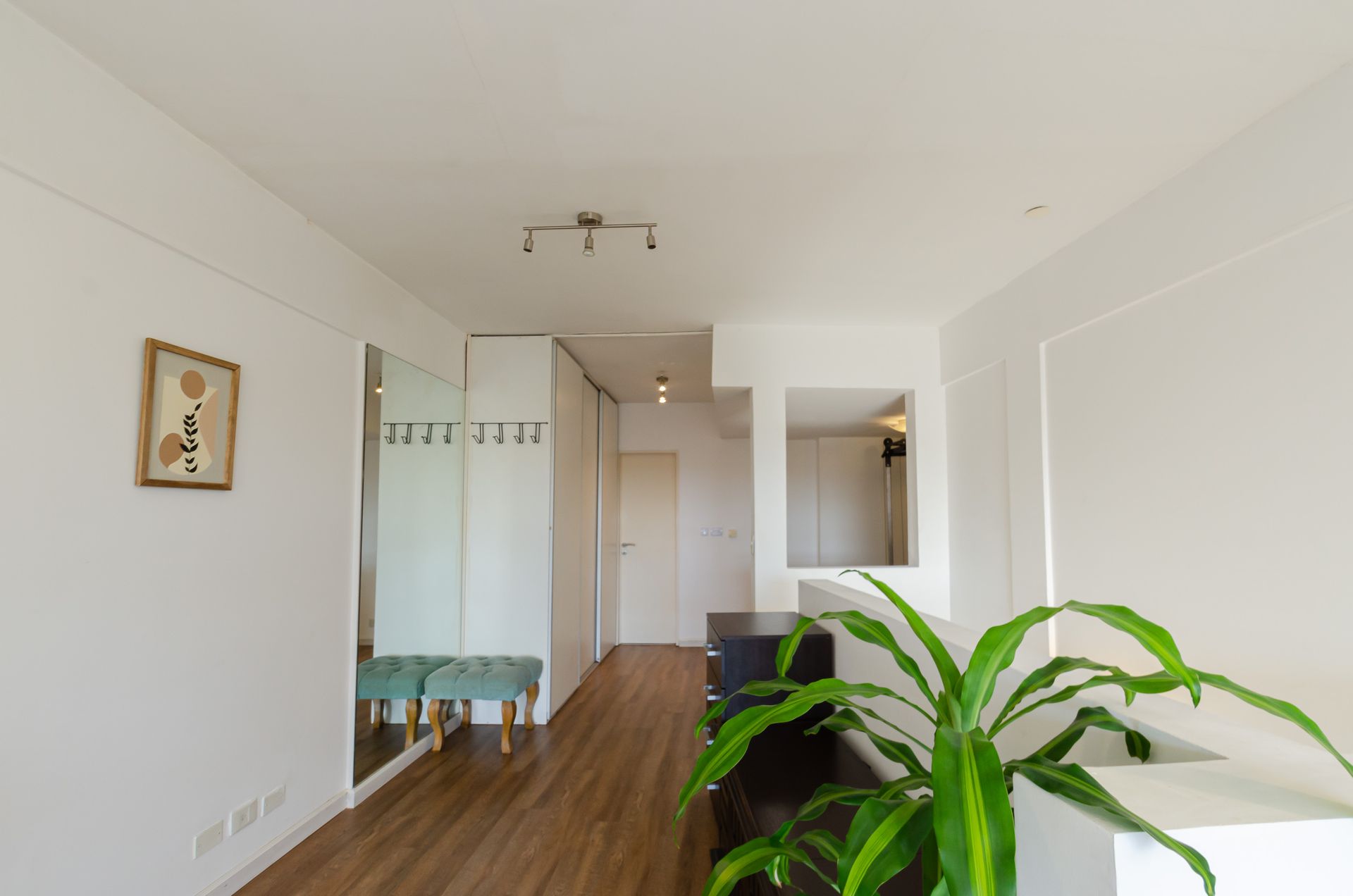 VENTA 2 ambientes en DÚPLEX con COCHERA y PILETA