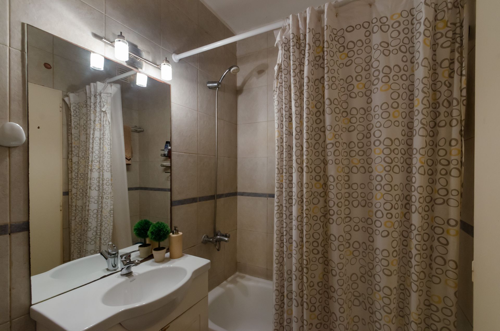 VENTA 2 ambientes en DÚPLEX con COCHERA y PILETA
