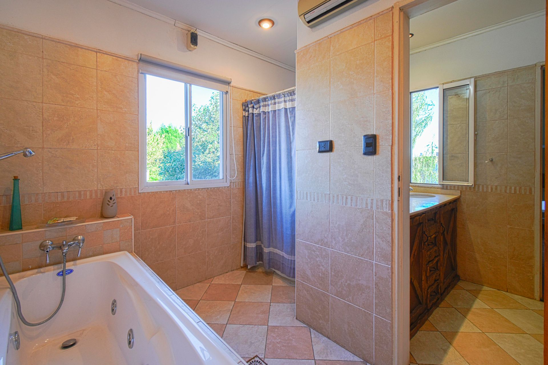 Venta casa 4 amb parque-pileta-quincho en El Talar