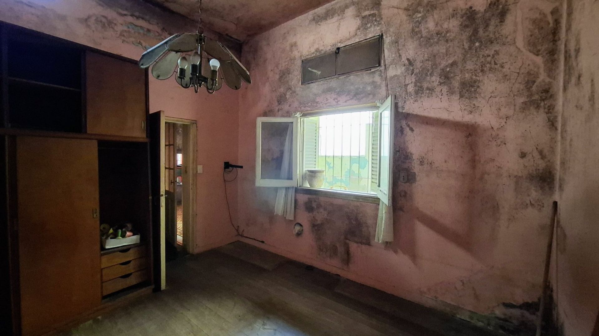PH 2amb c/patio, Olivos-A refaccionar-Apto Crédito