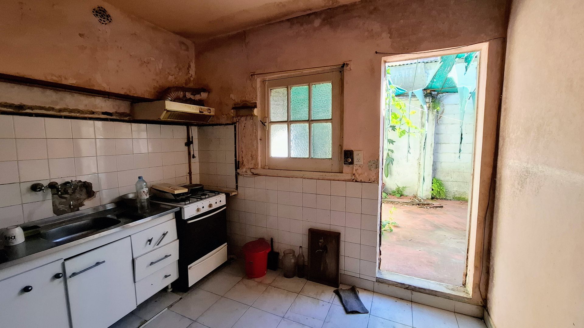 PH 2amb c/patio, Olivos-A refaccionar-Apto Crédito