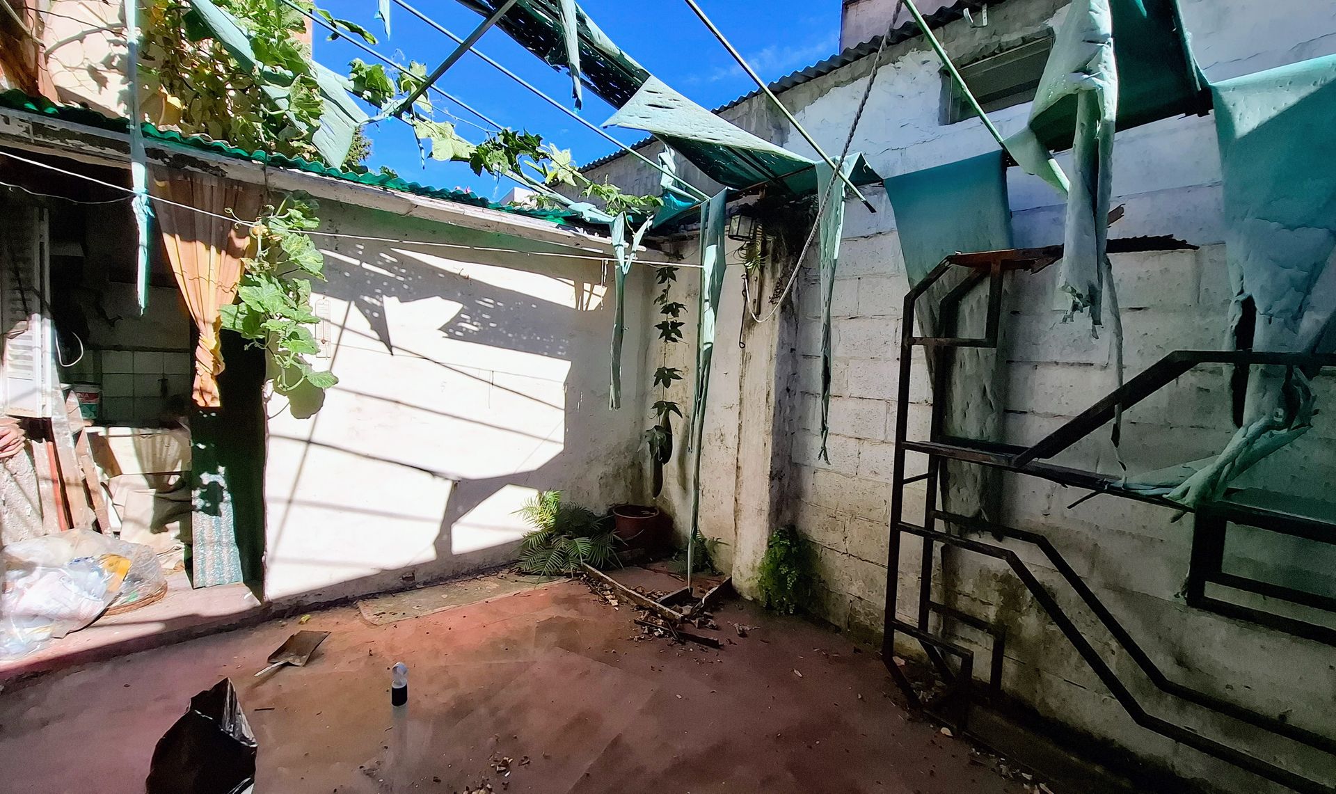 PH 2amb c/patio, Olivos-A refaccionar-Apto Crédito