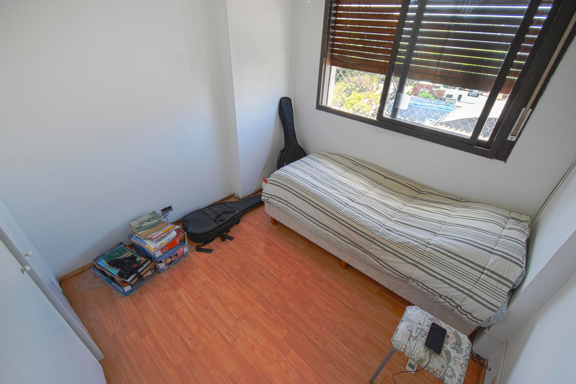 Venta Departamento 4 amb. vista al rio con cochera