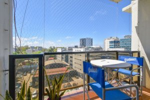 Apartment for sale: 4 rooms, river view, garage.