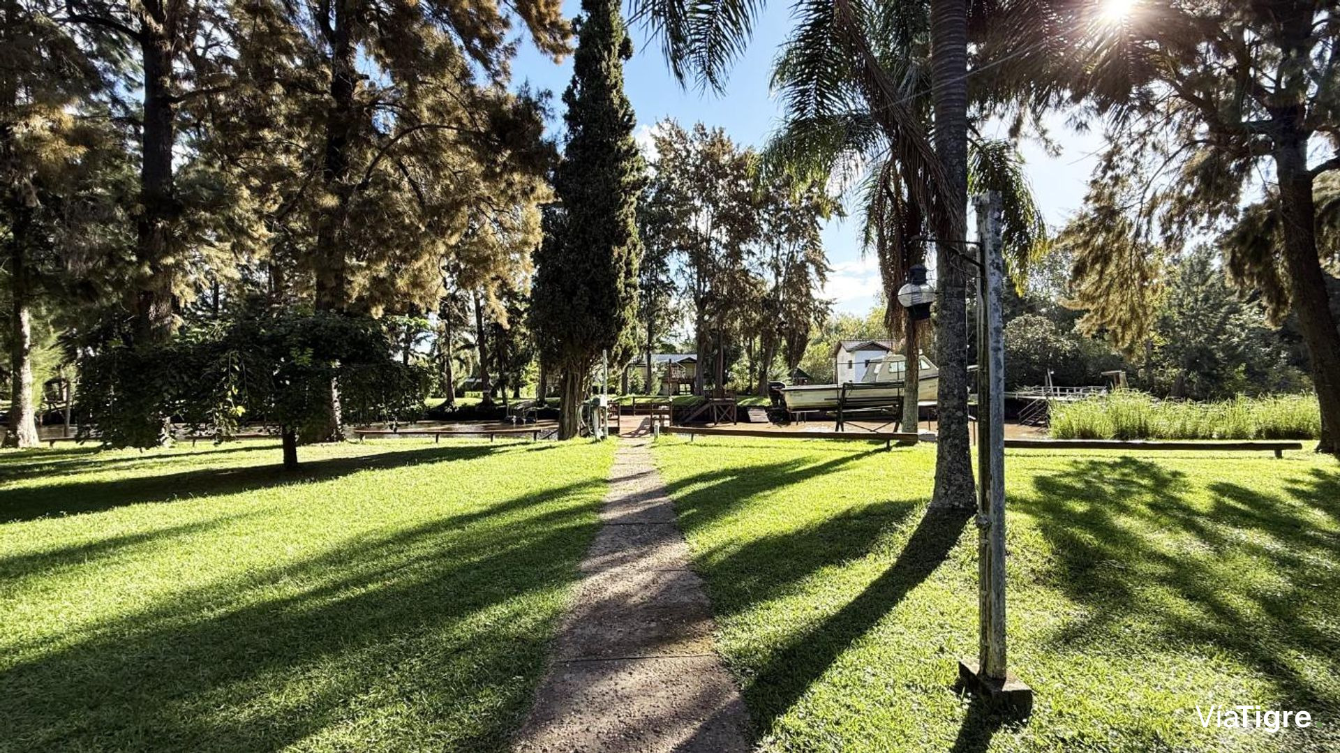 Venta casa 4 amb - Delta , Tigre