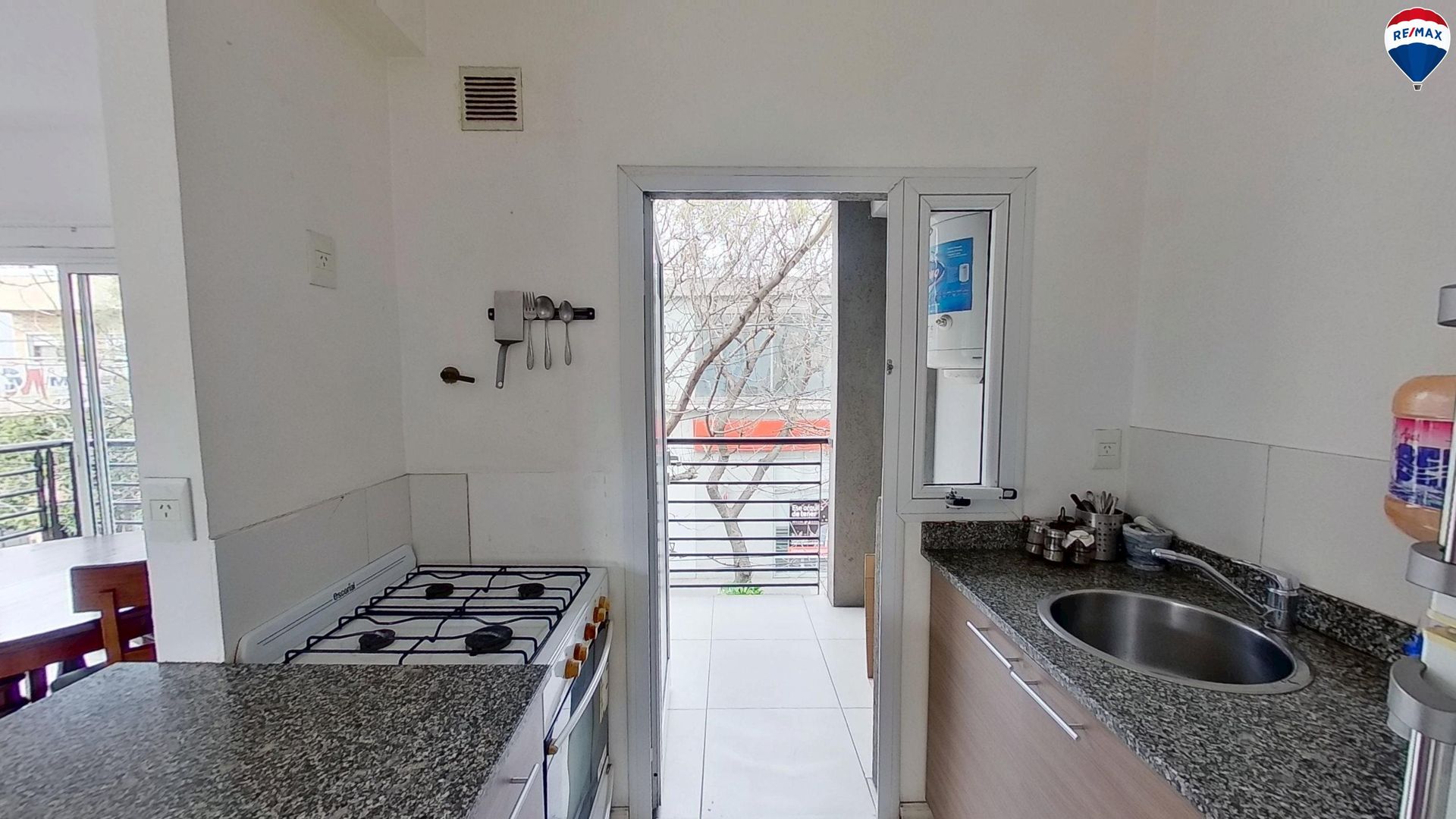 Venta Depto. Dos Ambientes - Balcon Y Cochera