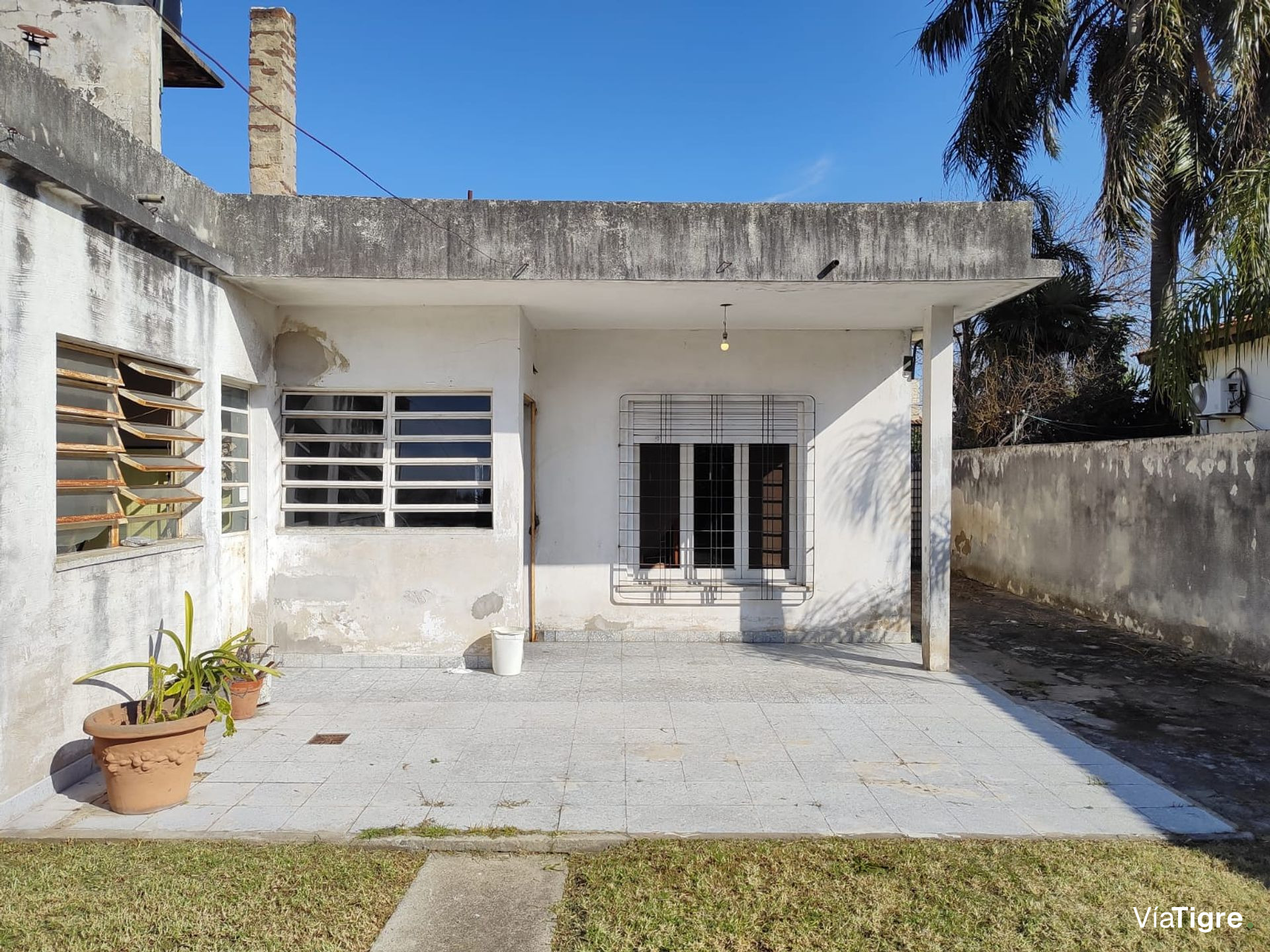 Venta casa 3 ambientes Villa Adelina con jardín