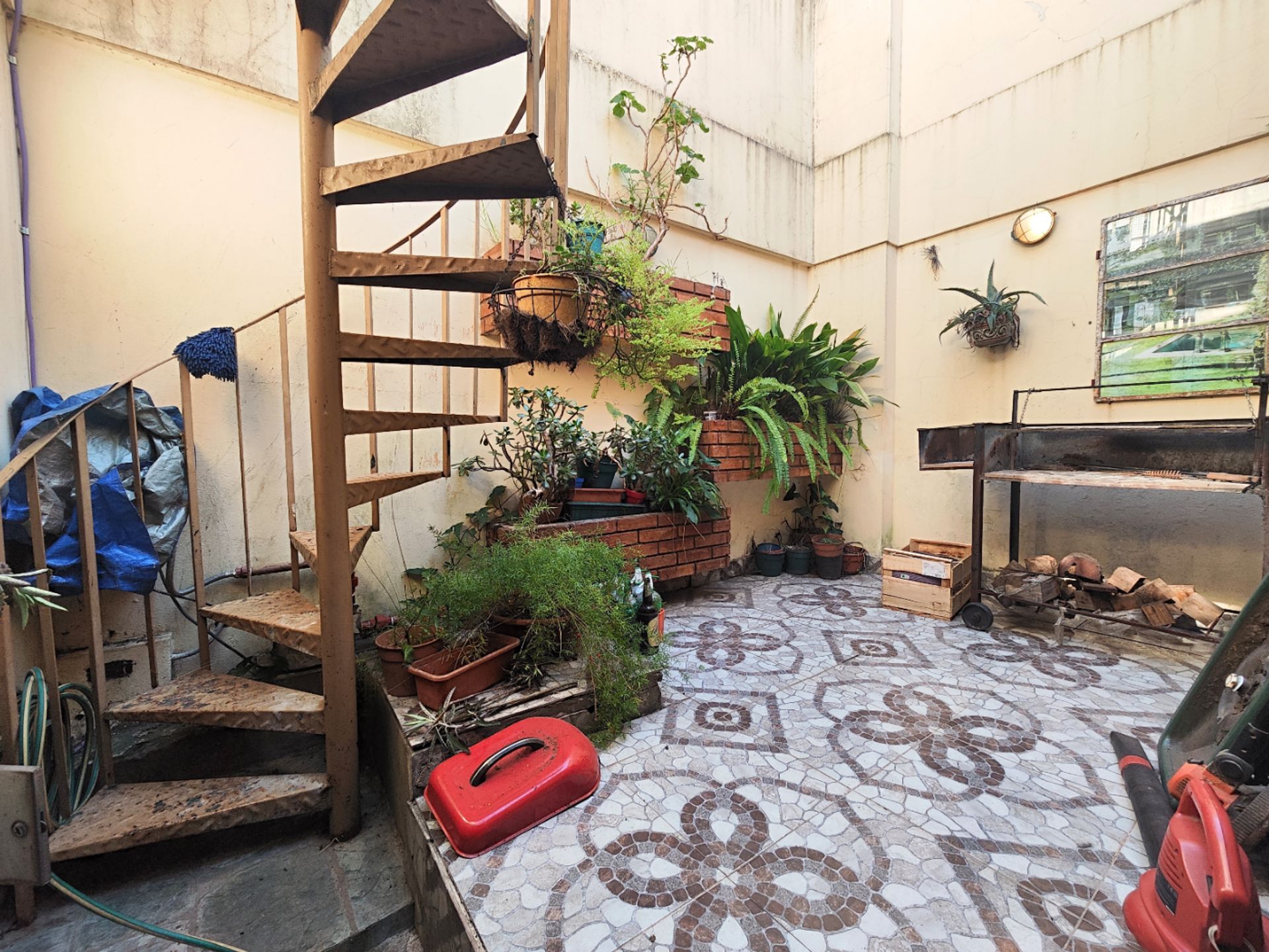 VENTA Casa de 5 ambientes c/patio en Vicente Lopez