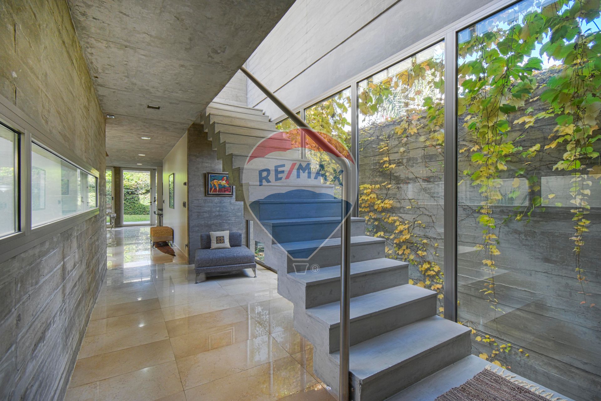 Venta Casa a estrenar en Martínez UNICA!