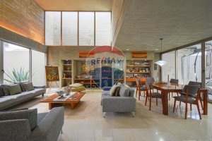 New House for Sale in Martínez UNICA!