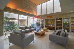 New House for Sale in Martínez UNICA!