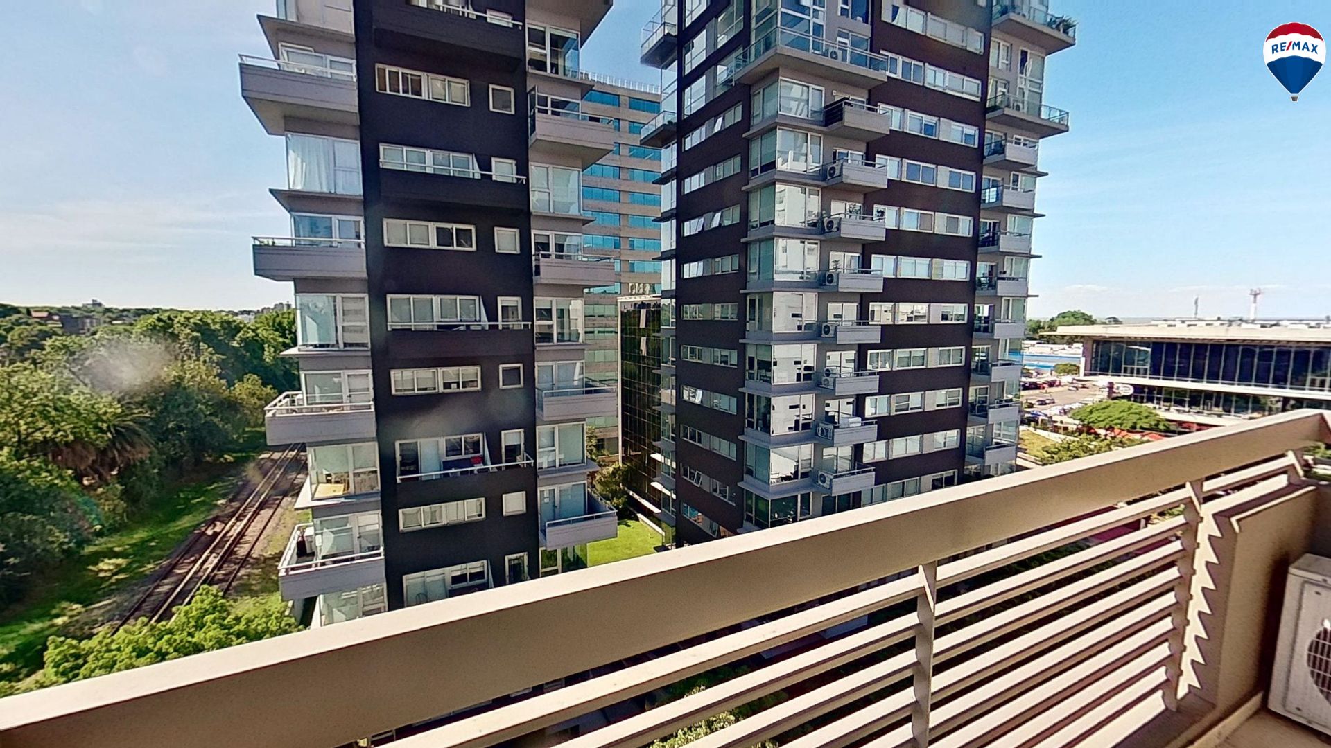 VENTA DPTO 2 AMB VISTA AL RIO C/COCH EN Vte Lopez