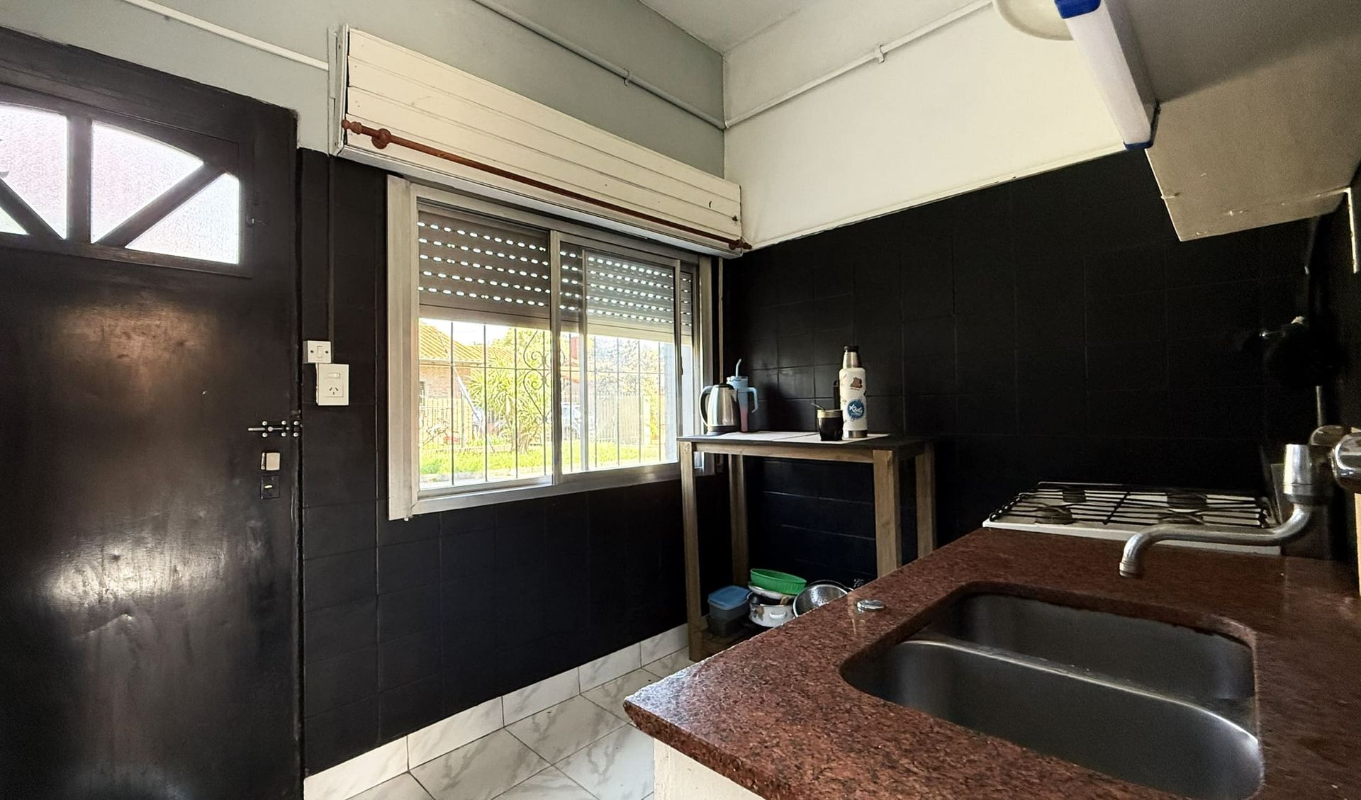 VENDE-Vivienda multifamiliar 6 ambiente-San Isidro