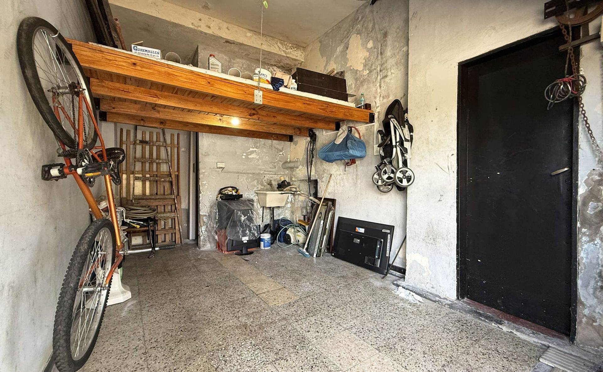 VENDE-Vivienda multifamiliar 6 ambiente-San Isidro